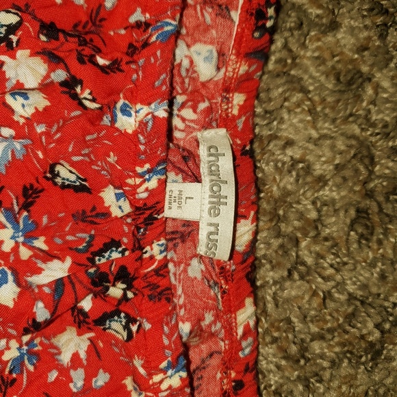 Charlotte Russe jumper red paisley pattern - Picture 2 of 3